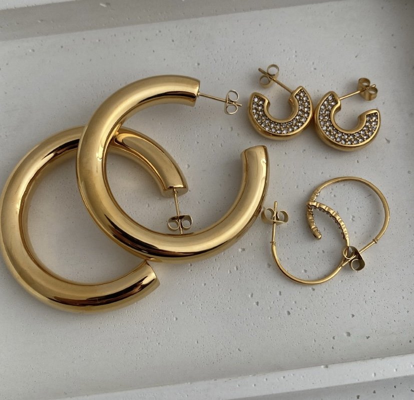 Oliver earrings