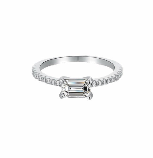 Avour ring