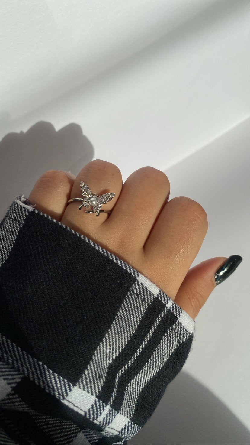 Monarch ring