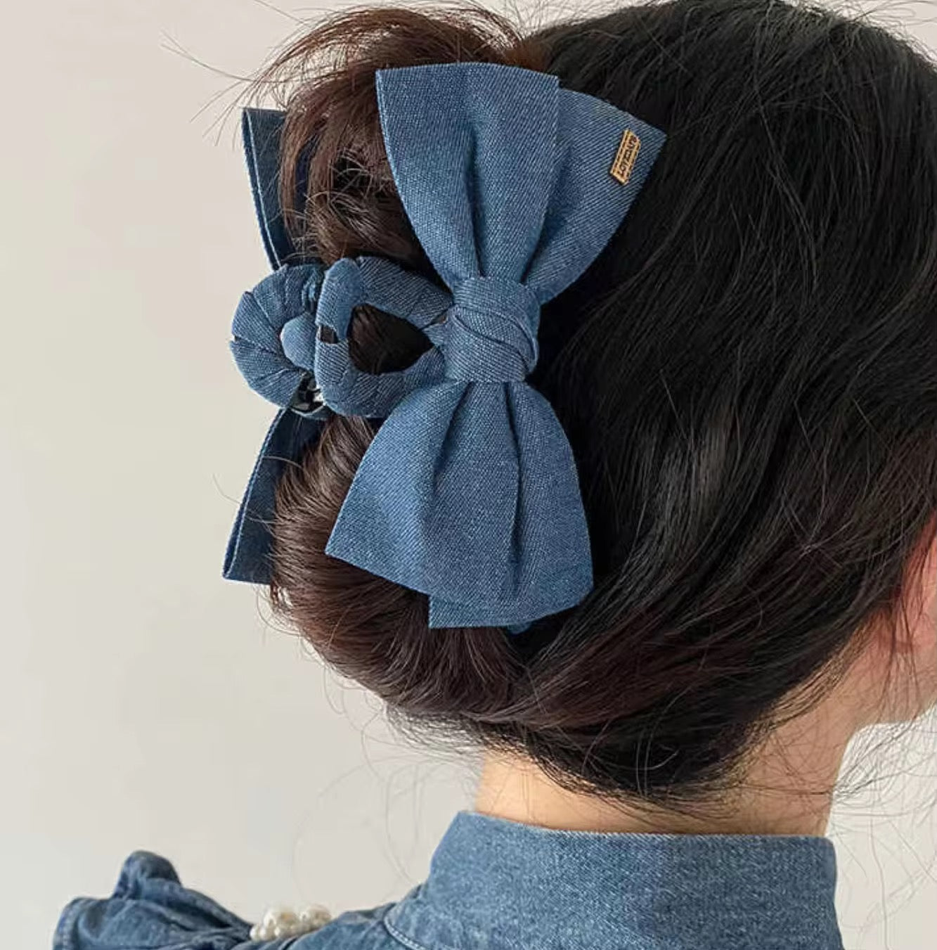 Denim claw clip