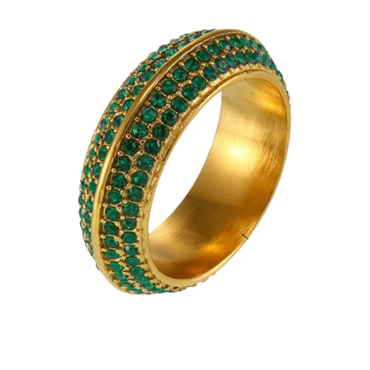 Emerald line ring