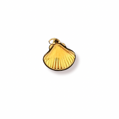 Calico scallop charm