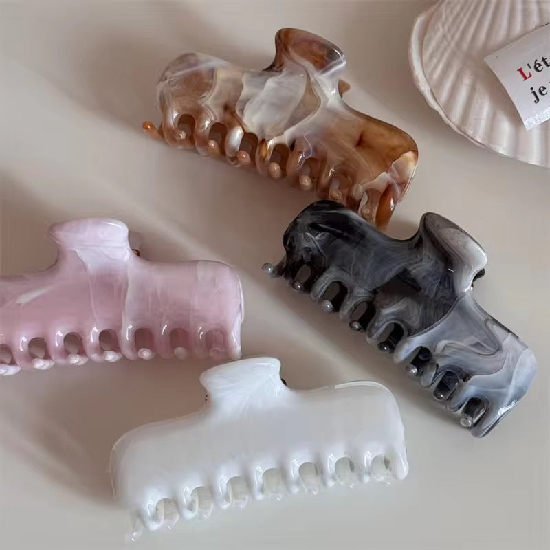 Marble claws