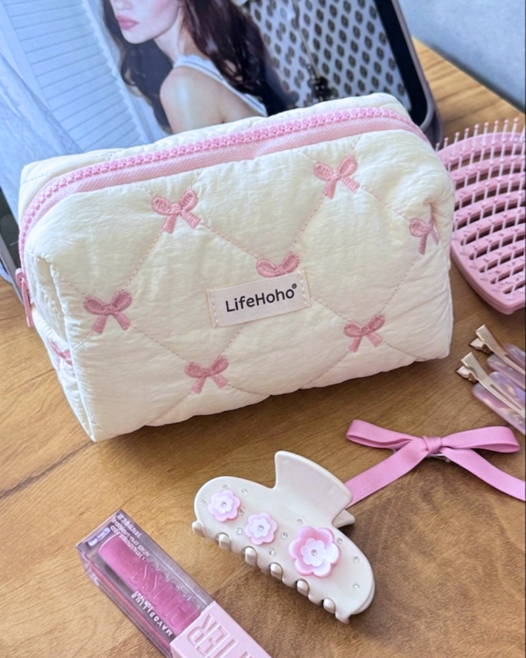 Fluffy Pouch