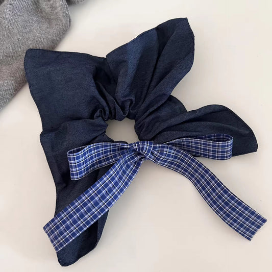 Fluff loop scrunchie