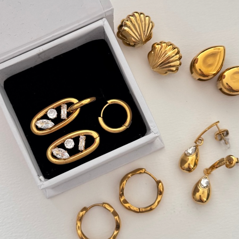 Detached earrings