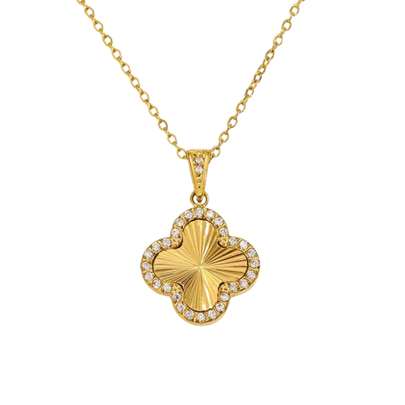Clover cut necklace