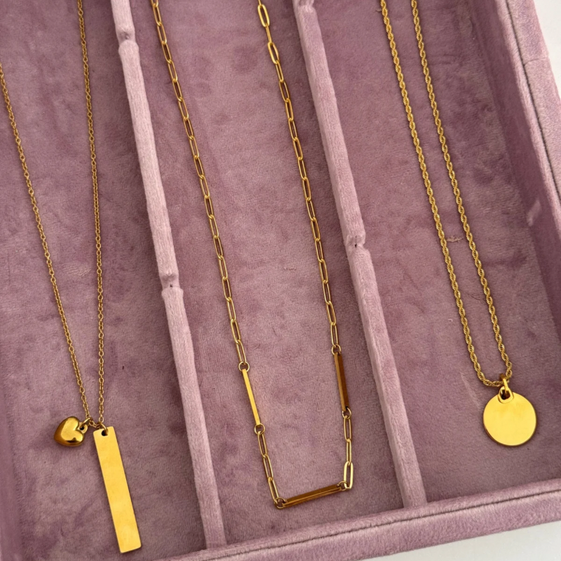 Triple Bar Engravable necklace