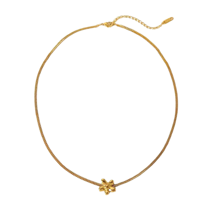 Daisy flower necklace