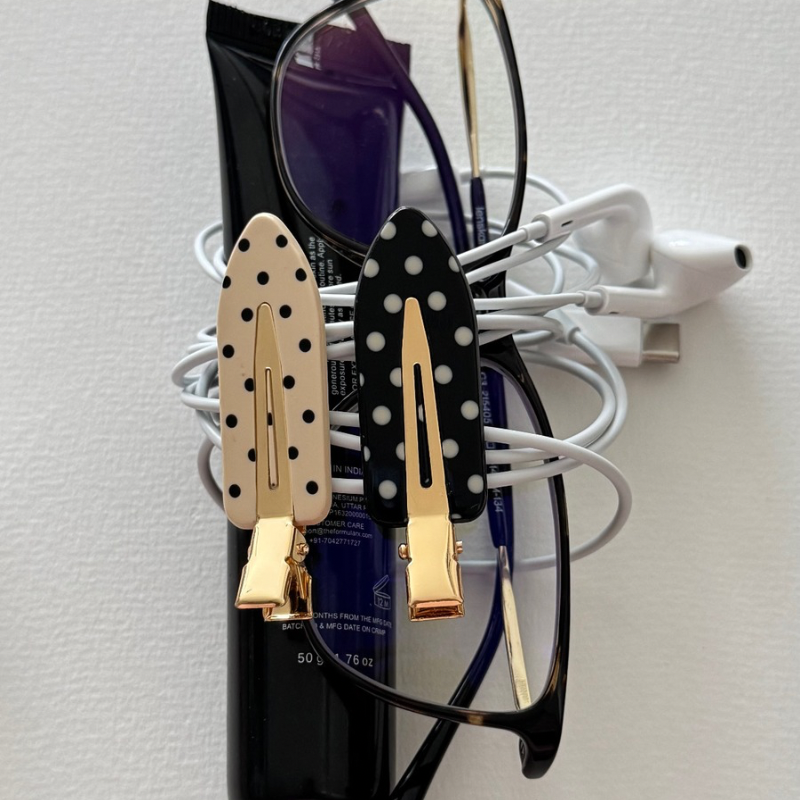 Polka dot pins(pair)