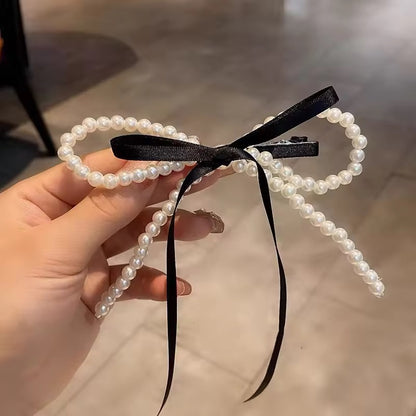 Pearl Bow clip