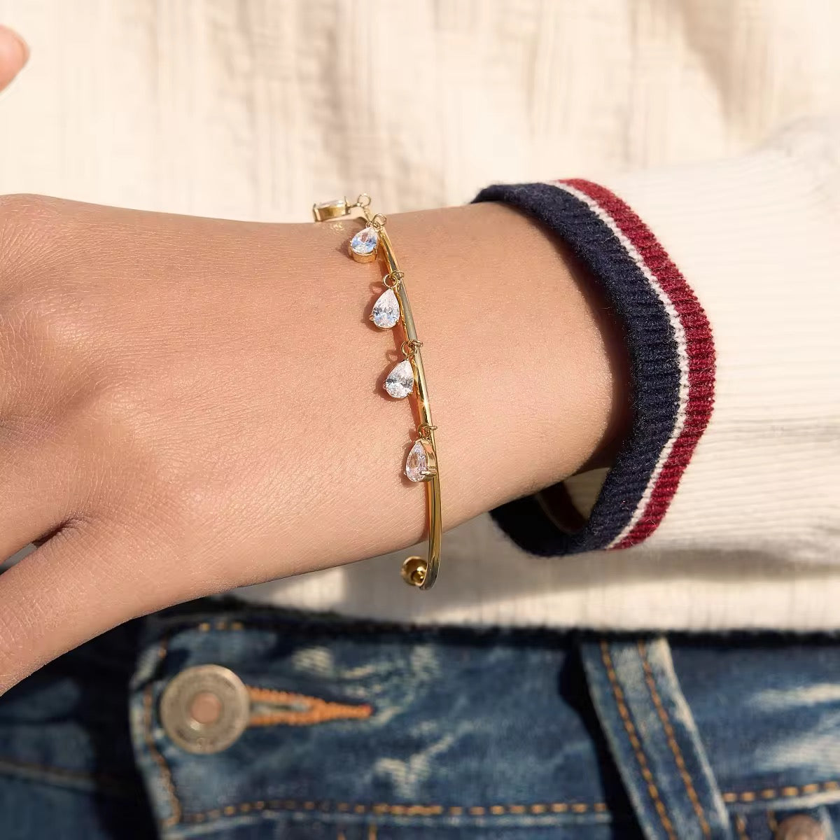 Pear dangler bracelet