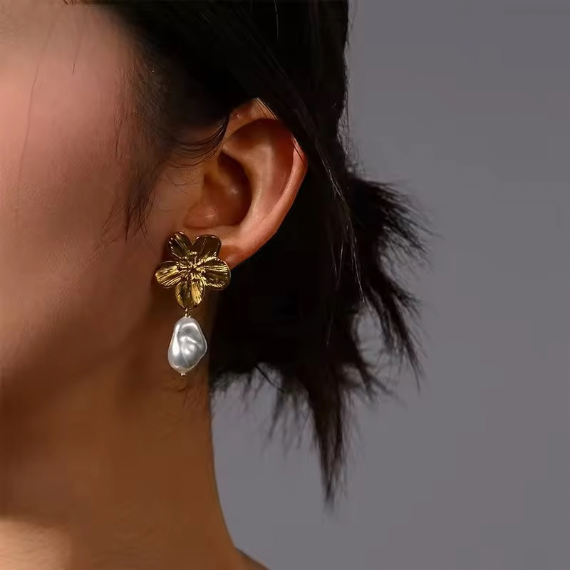 Flower earrings