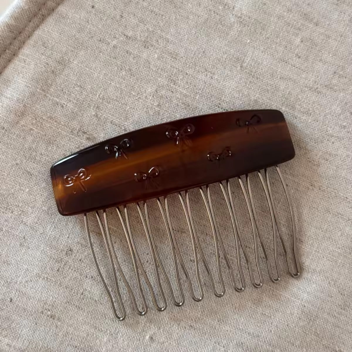 French hair pin