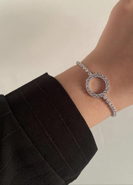 Circle bracelet