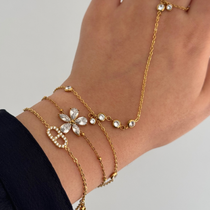 Petal charm bracelet