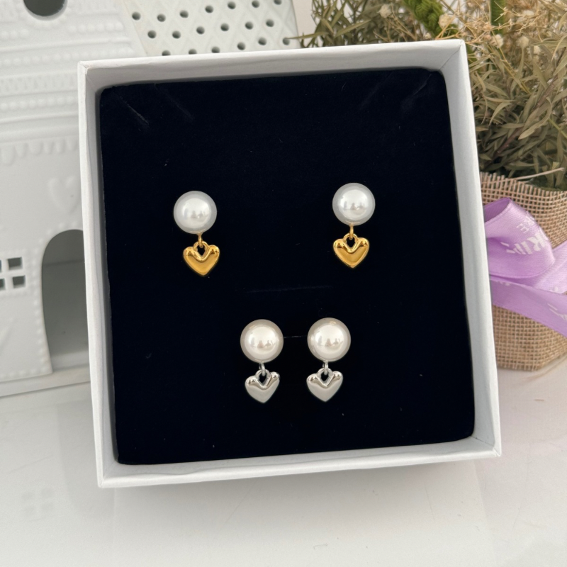 Dream avenue earrings