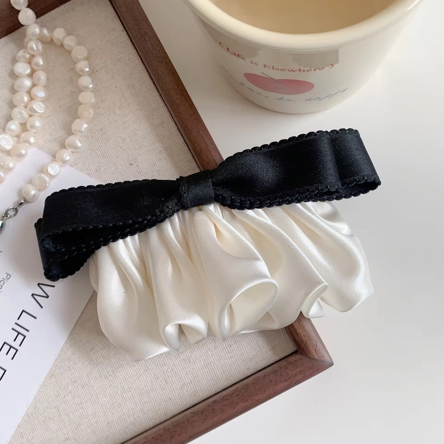Curtain clip