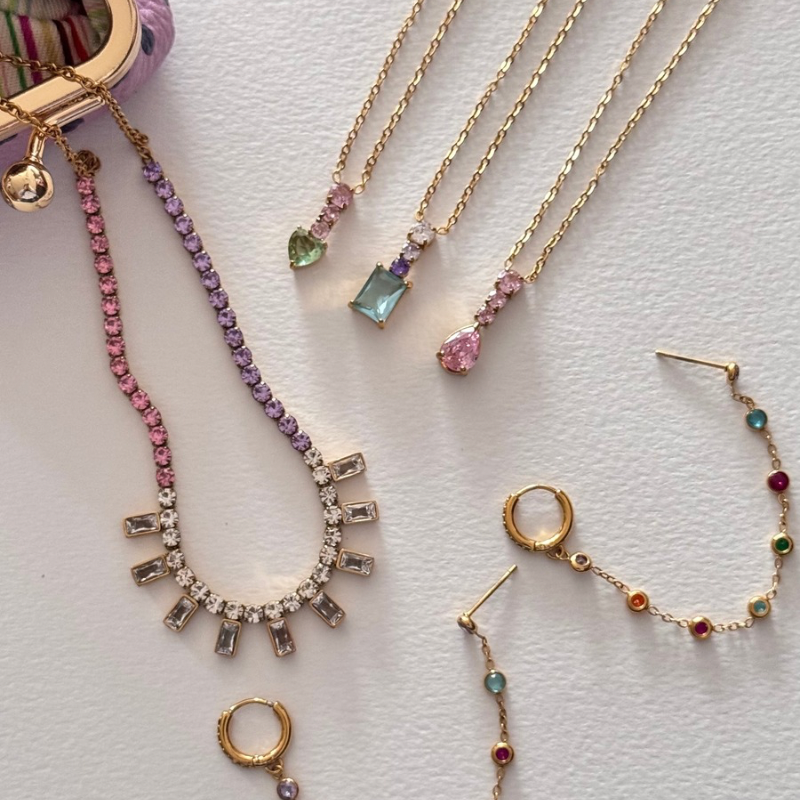 Gemstone necklace