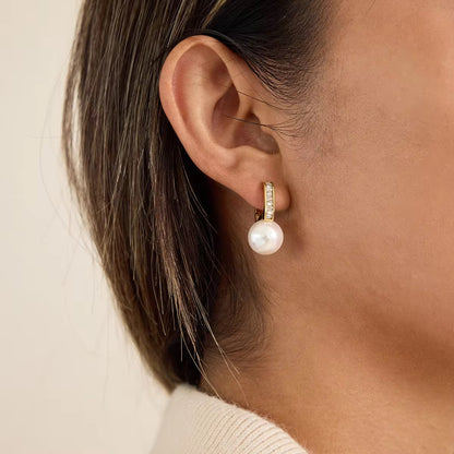 Pearl-pure earrings