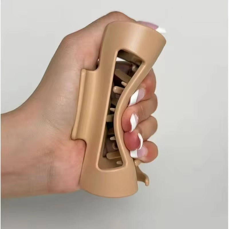 Silicone bendable claw clip