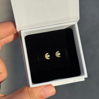 Moon helix stud