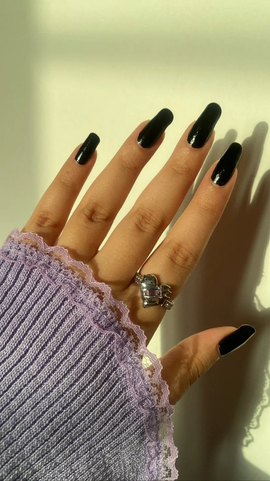 Cracked heart ring