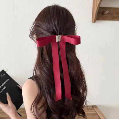 Bow magnet clips