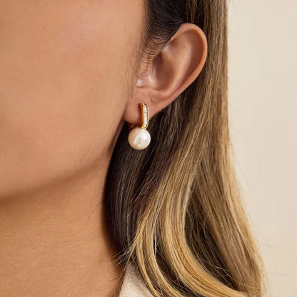 Pearl-pure earrings