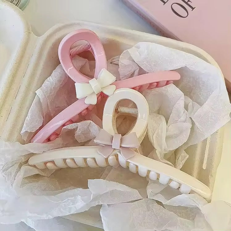 Aura Bow clawclip