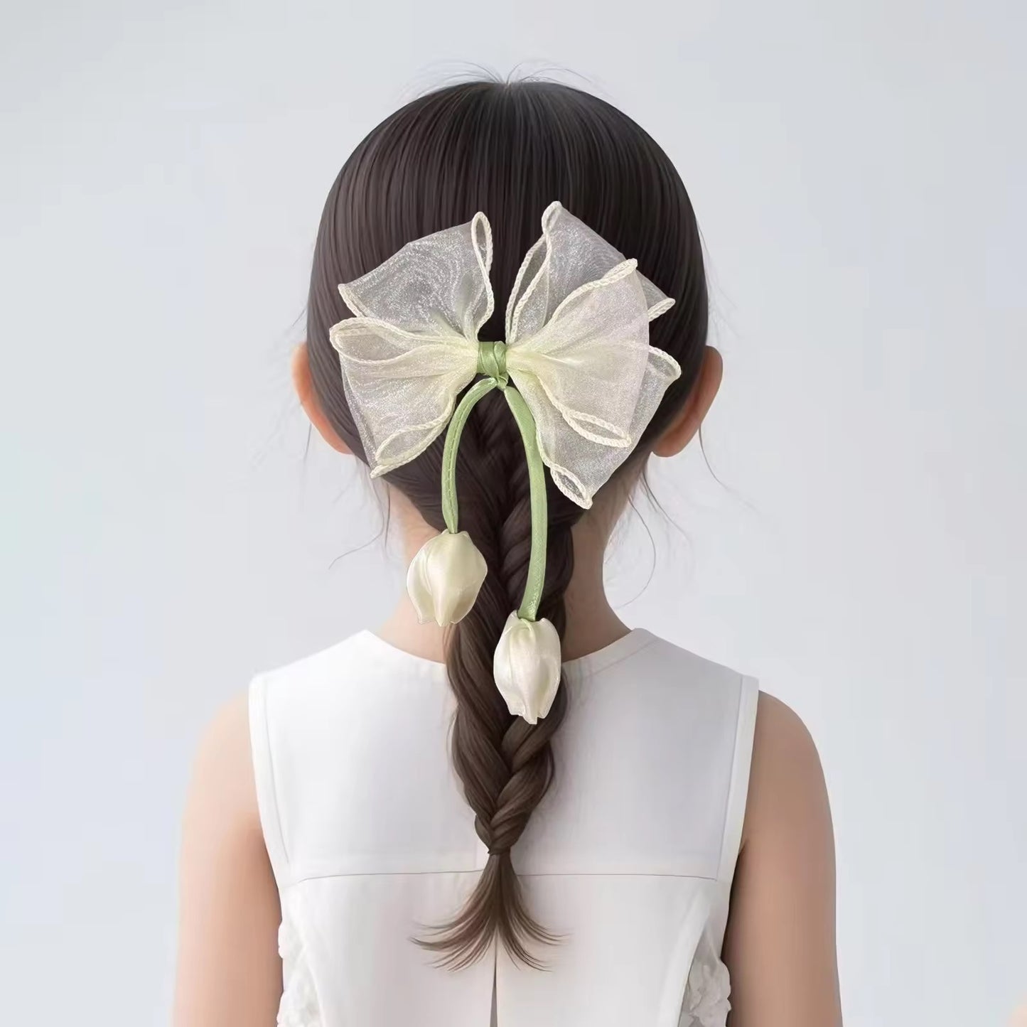 Tulip bow clip