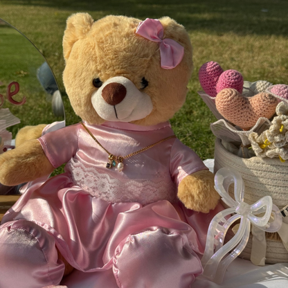 Magic pendant necklace