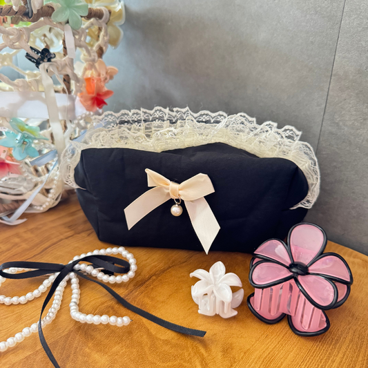 Mochi makeup pouch