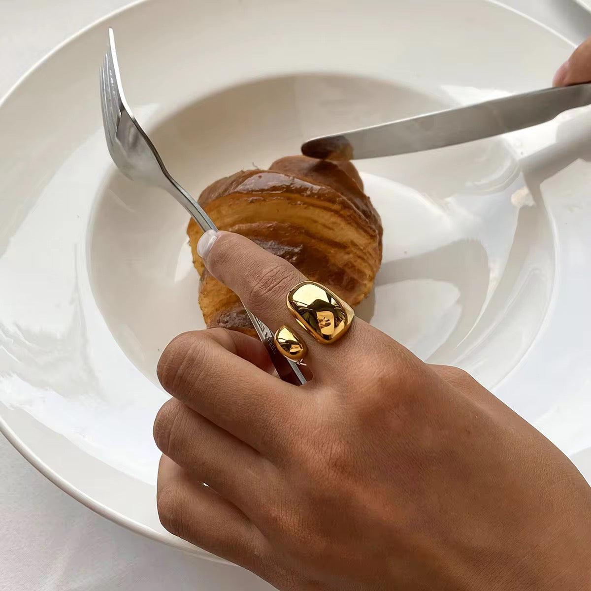 Magnum ring