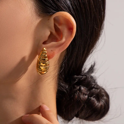 Spiral teardrop earrings