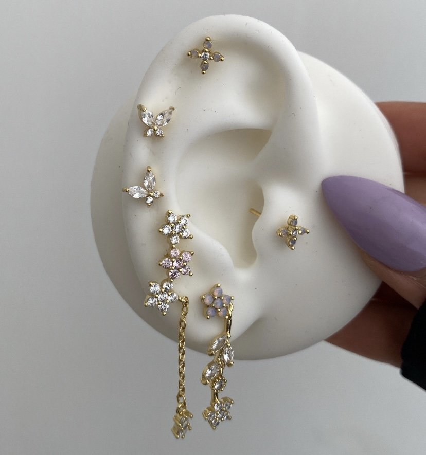 Madeline ear set