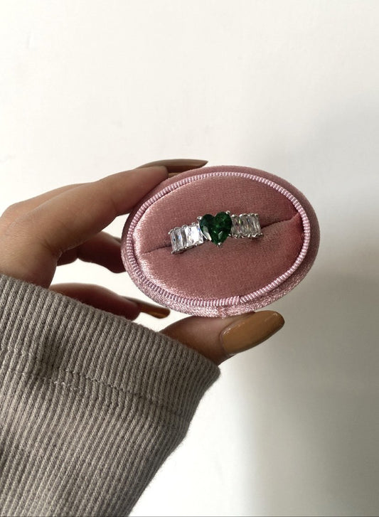 Pistachio ring