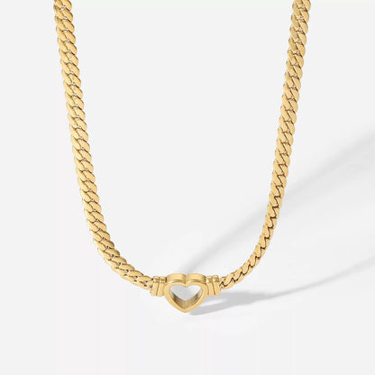Hollow heart necklace(pre-order)