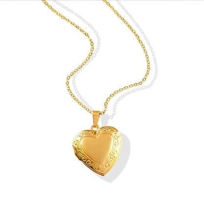 Vintage open locket heart necklace