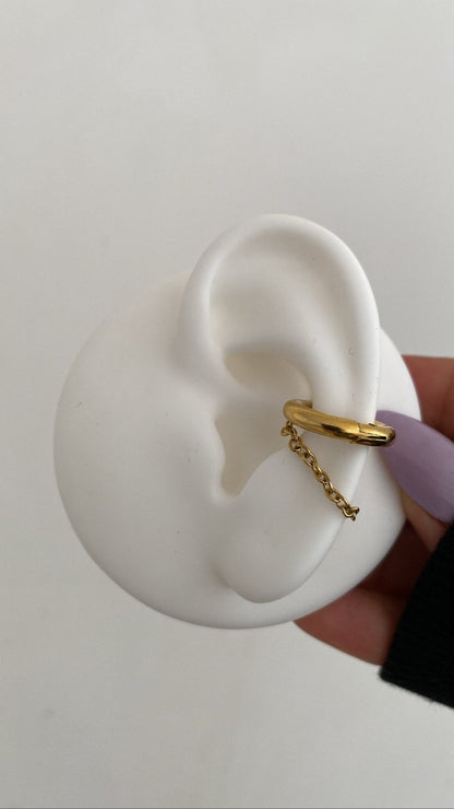 Orala ear cuff